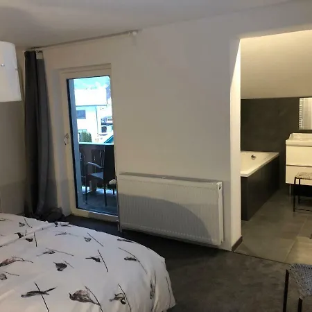 Apartment Peek *